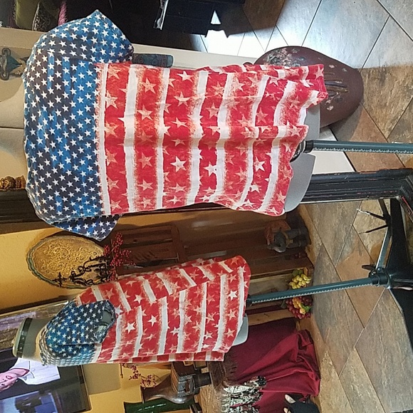 American Flag Rhinestone Tee Shirt - Picture 2 of 4